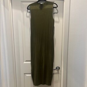 Sleeveless Olive Green Knit Midi Dress